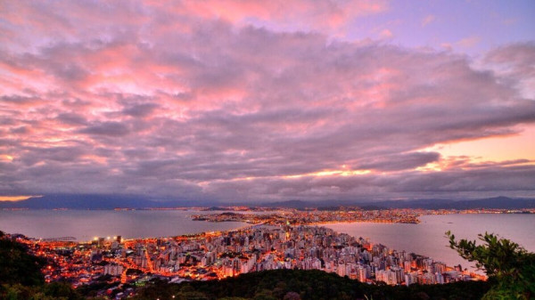 https://www.nsctotal.com.br/noticias/locacao-anual-em-florianopolis-tem-valorizacao-e-seguranca-para-os-proprietarios