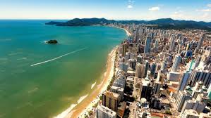 Por que o agro escolheu esta praia para construir imveis de luxo
